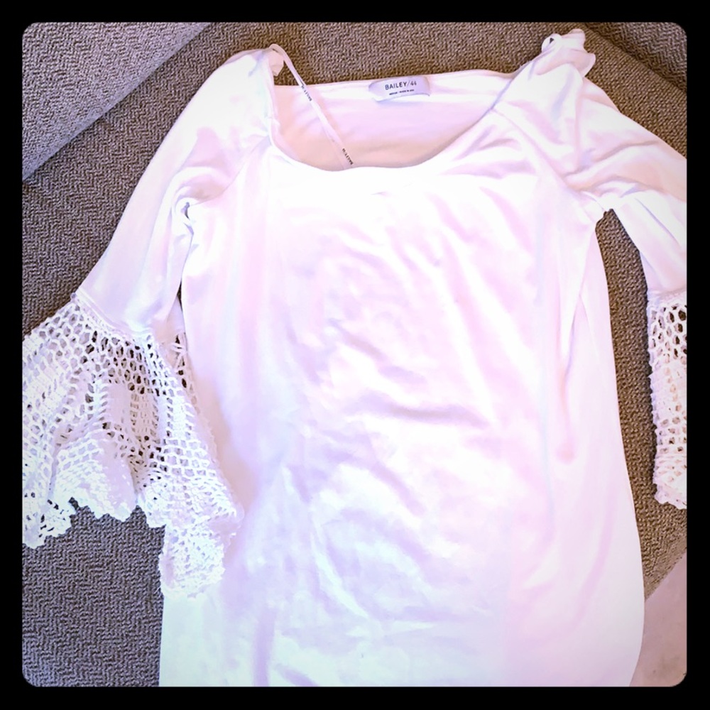 Bailey 44 Top with lace crocheted sleeves - Med